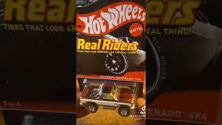 83 Chevy Silverado 4x4 #hotwheelscollectors #squarebody  #youtube #roy  #chevytrucks #youtuber