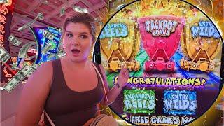 This NEW Slot Machine Has INSANE Bonuses! (Super Burst Cartin' Gold)