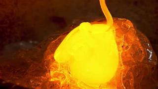 Real 4K HDR 60fps: Sony Glass Blowing Demo for Bravia A1E OLED in HDR (Chromecast Ultra)