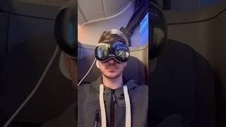 Apple Vision Pro - Airplane Experience!