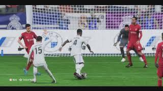 David Alaba Scores w. a Great Longshot from Outside the Box