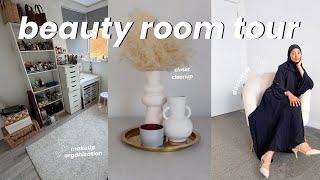 my makeup room tour: vanity organisation, deep clean, declutter