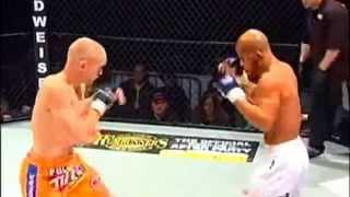 Demetrious Johnson KO head kick