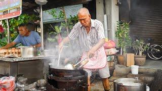 Penang Noodles Master ! 70 Years Old Grandpa Who Cooks The Best Fried Noodles in Penang