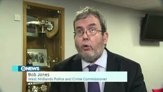 Cameron calls on police to apologise to Andrew Mitchell