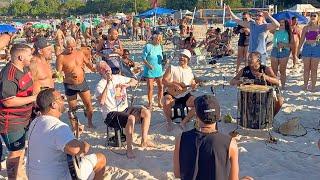 Pagode na Praia - Morango do Nordeste / Convite de Casamento / Doutora