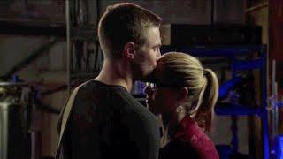 Oliver & Felicity | I'm slowly drifting to you.