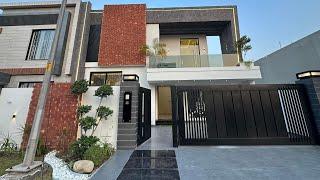 11 Marla Modern Design House  In Bahria Town Lahore