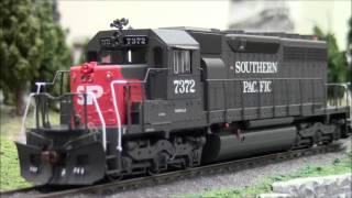 Tony's Train Exchange Review of Athearn RTR SD40-2 with TCS Diesel WOW