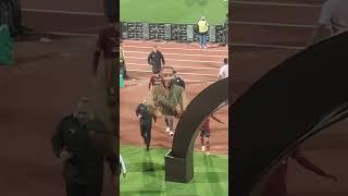 ندم وحيرة. لحظه  خروج القندوسي بعد الخسارة أمام الزمالك شوف حصل ايه  #الزمالك  #القندوسي  #zamalek