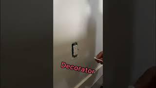 Duplex receptacle turn into Decorator with Screw-less wall plate.