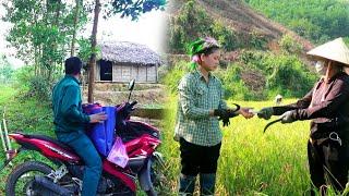 A kind police officer helps a girl whose husband kicked her out of the house - Lý Tử Tiên