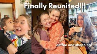 Reuniting with My Sister, Cozy Morning, and Christmas Shopping Haul  VLOGMAS day 5