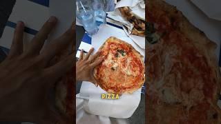 La pizza portafoglio di Sorbillo a Napoli, è buona?? #cibo