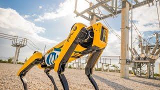 This four-legged Robot works on an oil platform Dieser vierbeinige Roboter arbeitet auf einer Ölpla