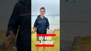 Sinking Aluminium Boat needs Bilge Pump #fishing #boating #boat #storm #rescue #sinking #besnappy