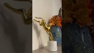 Luxury Gold Running Jaguar Sculpture Statue Designer Modern Tabletop Decor Luxury Gift