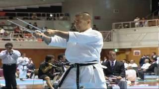 Okinawa WT 2009. Kobudo kata sai.