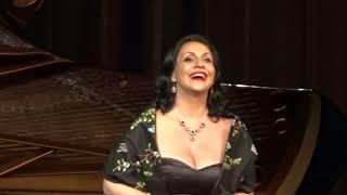 Melodia Sentimental from Heitor Villa-Lobos sung by Alisa Katroshi Soprano in Germany