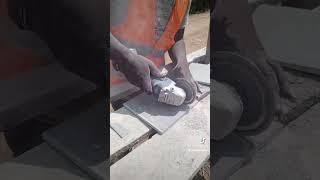 tile cutting with a grinder #construction #homedecor #tilestyle #homeimprovement #tiles #floortiles