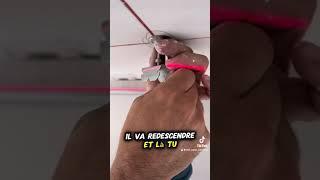 Aujourd’hui on réalise un plafond en BA13 sur un plafond briques existant