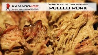 Boston Butt / Pulled Pork on the Kamado Joe Jr!