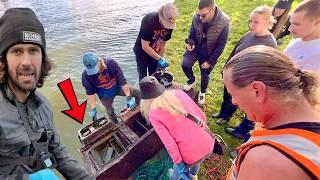 Multiple ENORMOUS SAFES pulled out of the River Magnet Fishing!