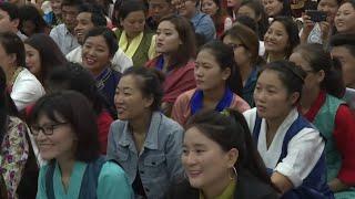 ཆོས་དང་རིག་གཞུང་གྱི་སྐོར་ལ་སྩལ་བའི་ལམ་སྟོན་བཀའ་སློབ།