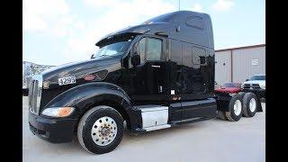 2007 Peterbilt 387 Sleeper Tractor Truck CAT walk around