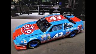 1992 Pontiac Grand Prix Richard Petty #43 Stock Car NASCAR 1/24 Scale Model Kit Build Review