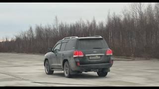 БЕНЗИН ИЛИ ДИЗЕЛЬ? СРАВНЕНИЕ НА ВЗЛЕТКЕ. Toyota Land Cruiser 200 VS Land Cruiser 120 Prado.