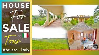 Ready to live in Country houses - Villa with panoramic terrace, veranda for sale in Abruzzo, Italy