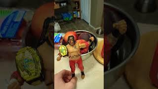 should Umaga keep or lose the TWF intercontinental championship comment down below