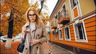 Beautiful Autumn Walking tour of russian Village Life inside Big City. Moscow walk Saint Petersburg