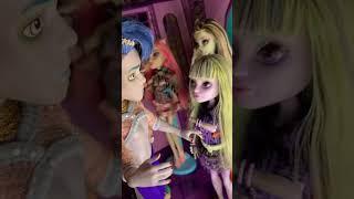 Slowmo and deuce are official #monsterhigh #monsterhigh2022 #monsterhighlatino #doll #barbie #skit