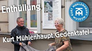 Enthüllung der Gedenktafel für Kurt Mühlenhaupt am Chamissoplatz in Berlin