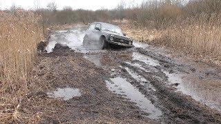 A SUV NIVA on spring OFF-ROAD. DRIVE OFF-ROAD on the legendary Soviet SUVs