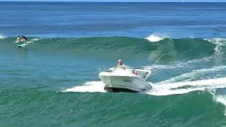  HOULE RAPIDE LES BATEAUX SURFENT LES VAGUES À L'ENTRÉE DE LA PASSE DE CAPBRETON. BIGWAVES. 