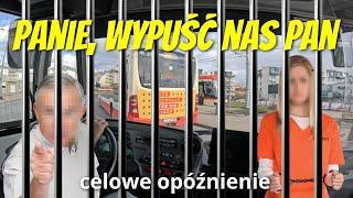 Kierowca autobusu wstał i zaczął klaskać 12