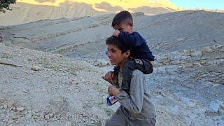 Reza and his family's unhappiness with sister Ruqayyah about going home