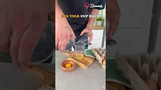Egg yolk cup hack #eggs #cup #hack #easy
