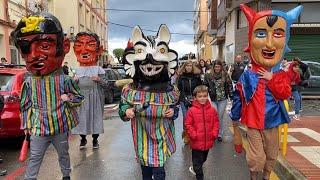 Gigantes y Cabezudos y Amigos Castro Peña en las Fiestas de San Andrés en Castro Urdiales