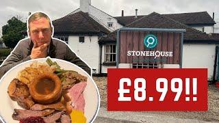 Reviewing the CHEAPEST SUNDAY ROAST CARVERY in the UK!