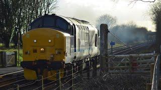 Eruption! - 37425 Leaves Wymondham in a cloud of Smoke 0Z38