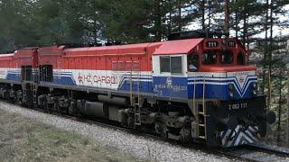 Croatian Cargo double heading mix fright train, Locomotives: EMD G26C 111-2,  Vrhovine 2.4.2023