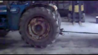 Opel Calibra vs Traktor