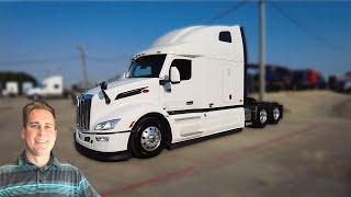 SOLD – White 2024 Peterbilt 579 UltraLoft ELECTRIC APU