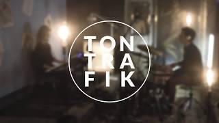 TonTrafik | Jakob Zimmermann / Daniel Ismaili Duo - Améry