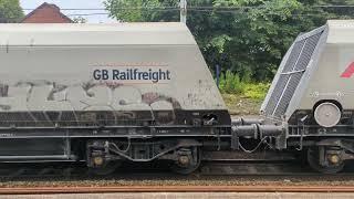 railfreight touax cemex traveling through Davenport