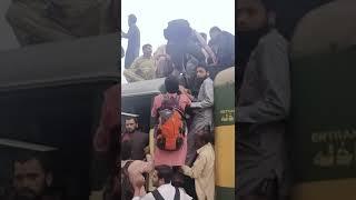 Heavy Train Rash Pakistan #entertainmentworldz #railway #fastesttrain #travel #trainaccident